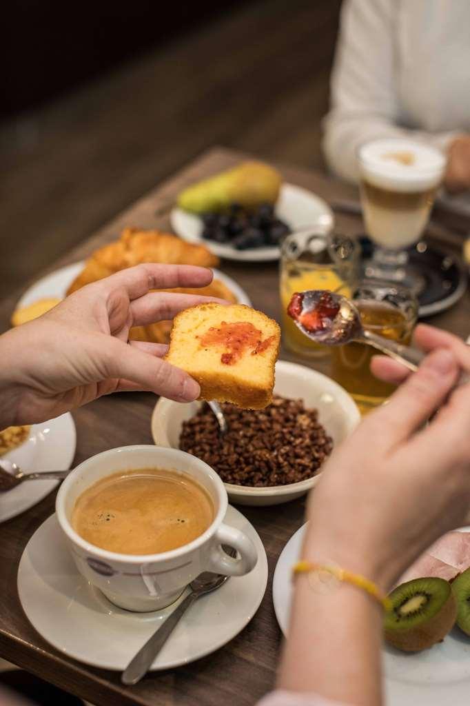 Hotel-Restaurant Le Victoria Рен Съоръжения снимка
