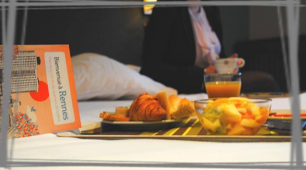 Hotel-Restaurant Le Victoria Рен Екстериор снимка
